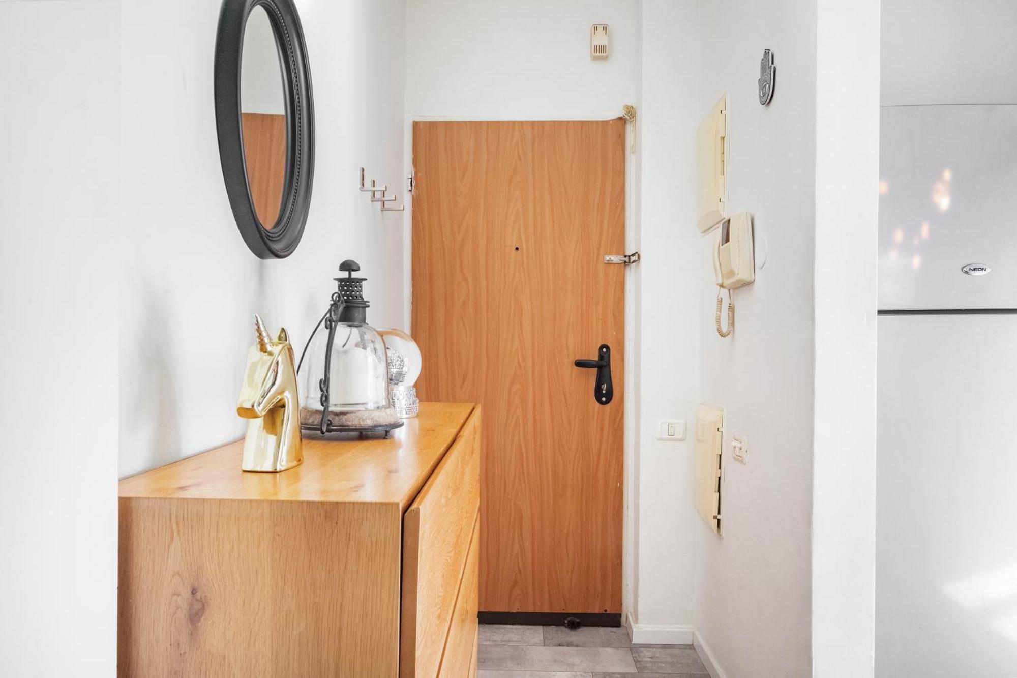 Premium 1Bd Apartment Near The Beach W/Balcony Тель-Авив Экстерьер фото