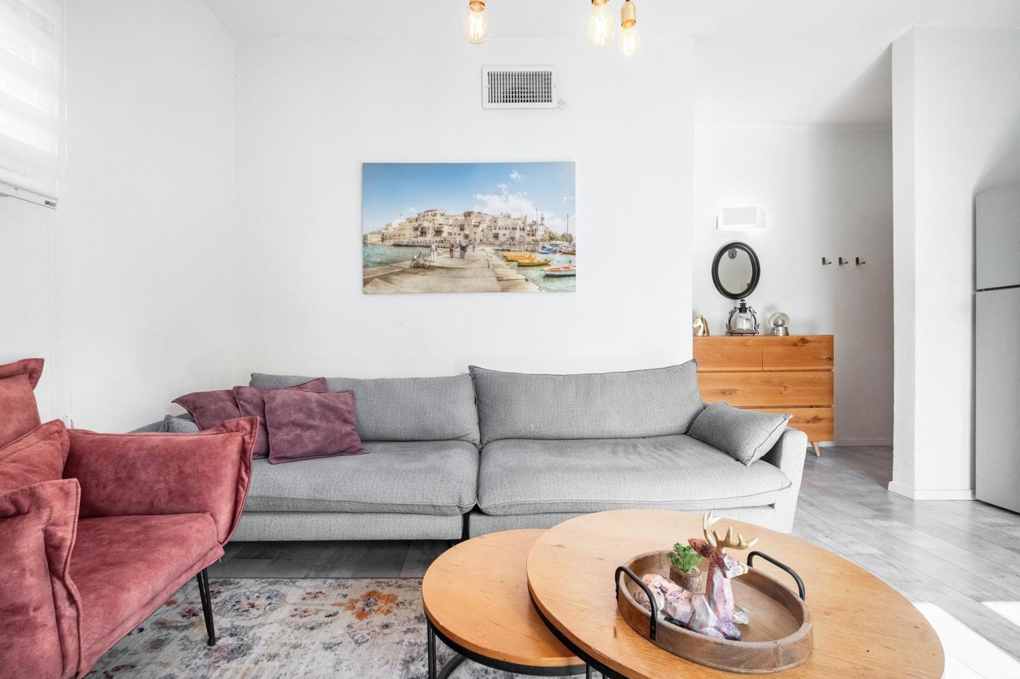 Premium 1Bd Apartment Near The Beach W/Balcony Тель-Авив Экстерьер фото
